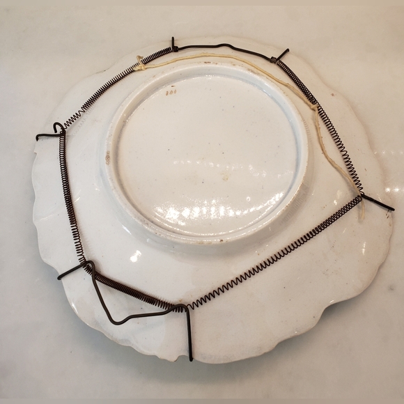 5 Vintage Green Floral Plates with Gold Rim - Picture 6 of 16